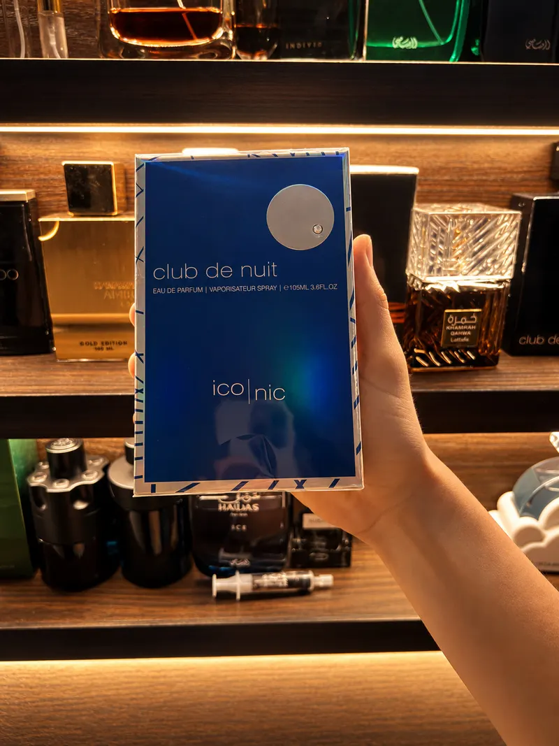 Club de Nuit Blue Iconic de Armaf disponible en decant de 3, 5 y 10 ml en Ecuador